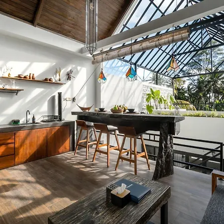 Villa Mahandita Uma I By Balisuperhost